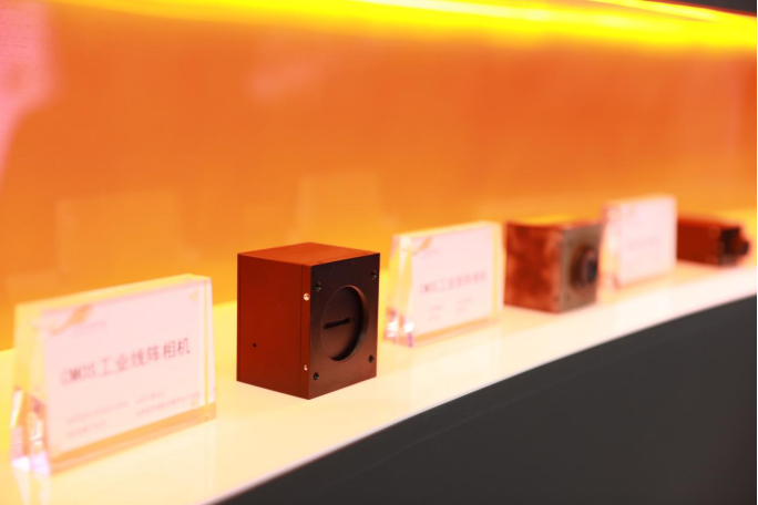 亚洲精品无码不卡在线播HE
