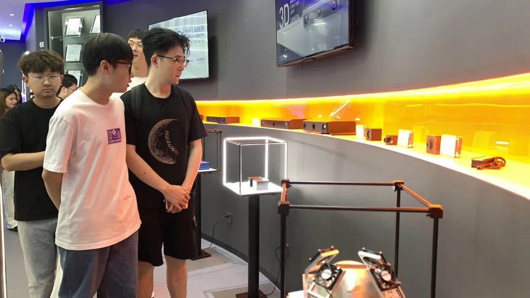亚洲精品无码不卡在线播HE