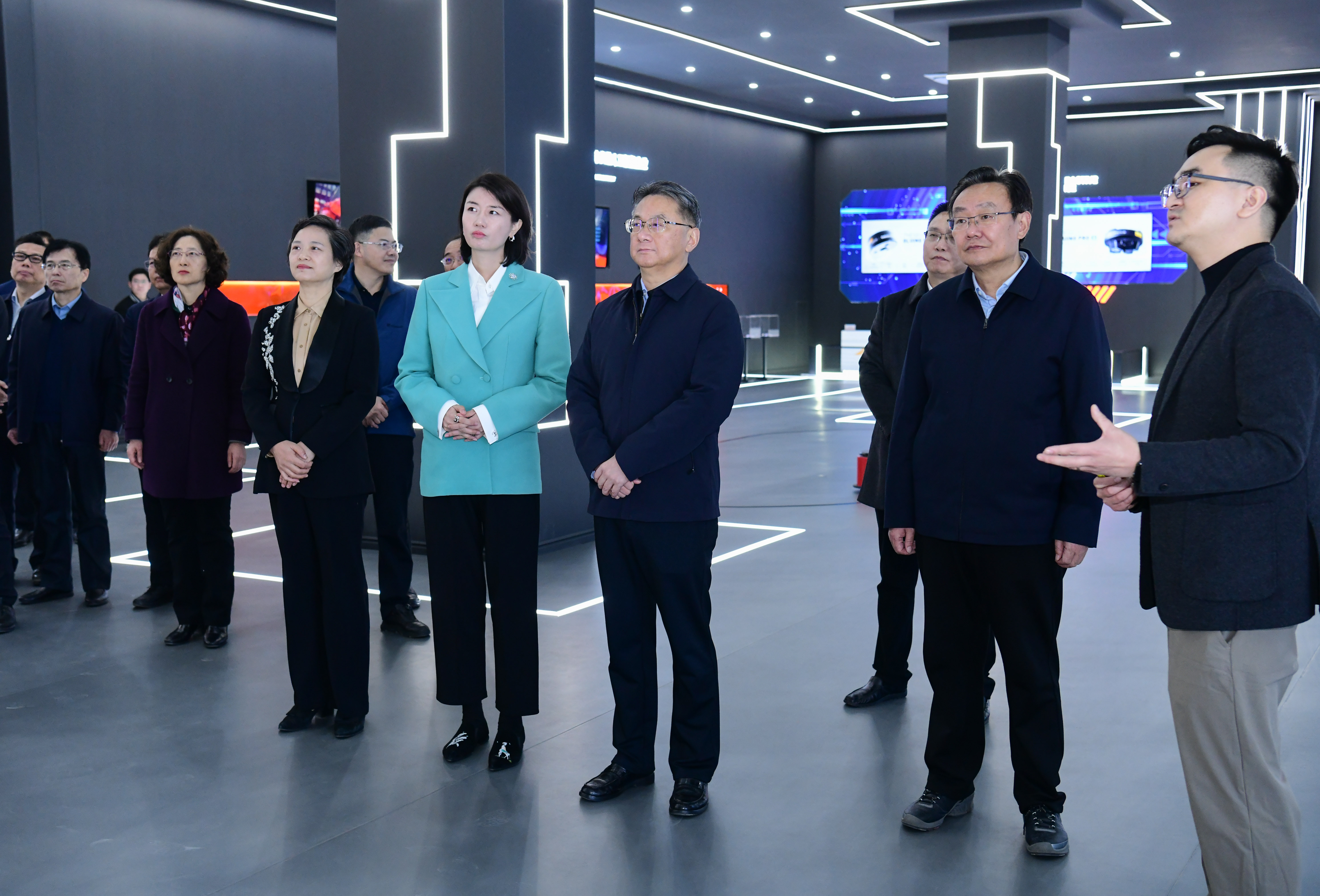 鼓劲赋能！江苏省盐城市委书记周斌调研摇橹船